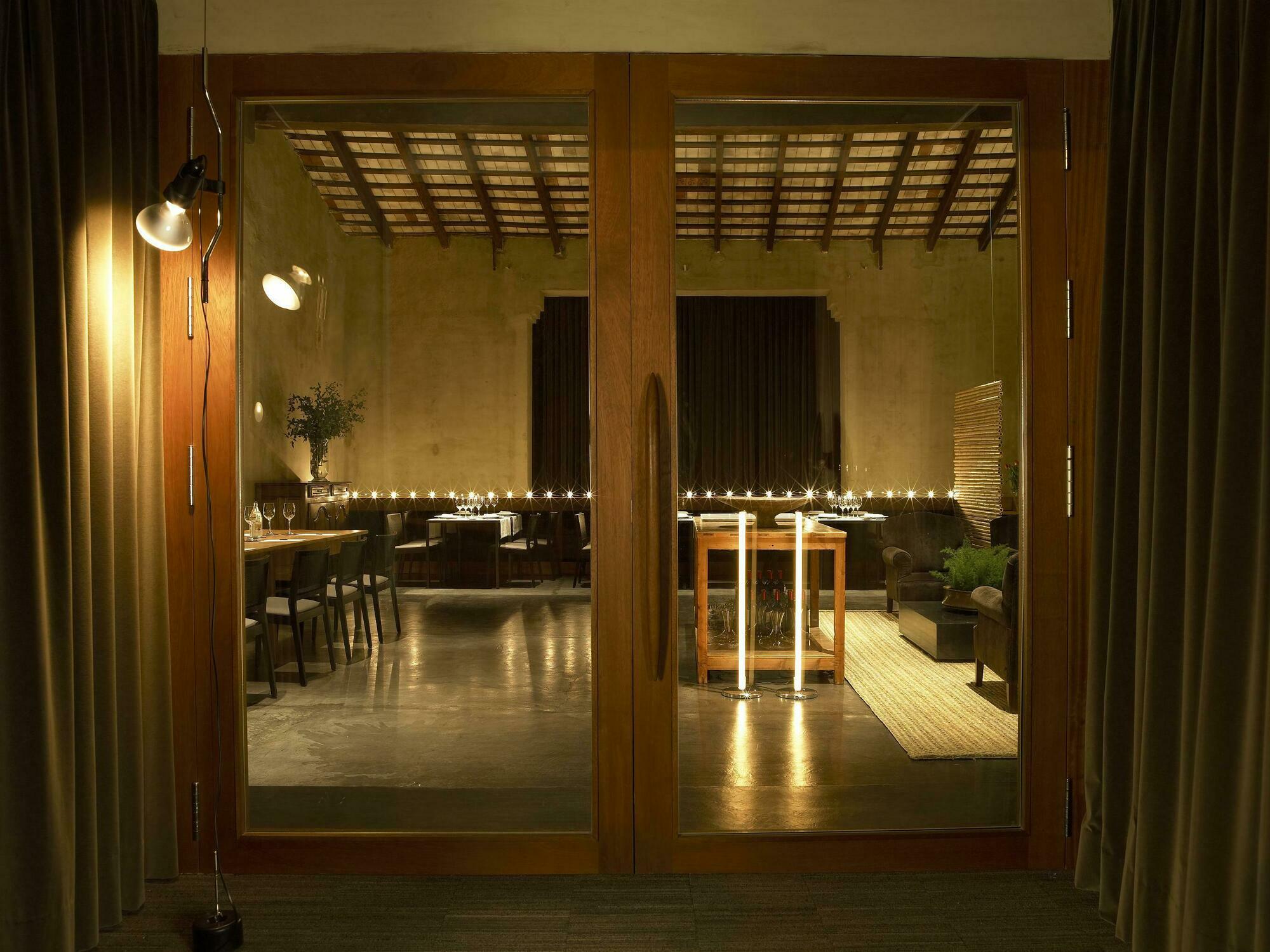 Hotel Del Teatre - Adults Only Regencos Экстерьер фото